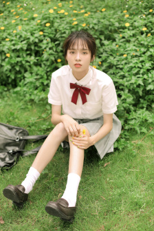 婚色1V1简依冷珩
